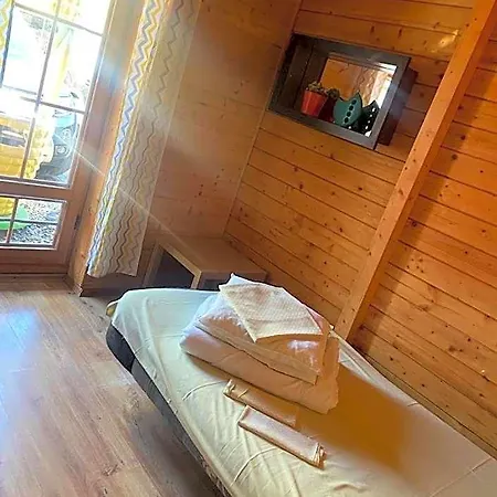 Drewniane Caloroczne Lodge *