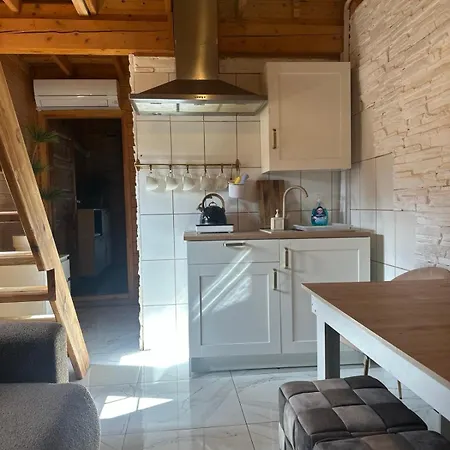 Lodge Drewniane Caloroczne