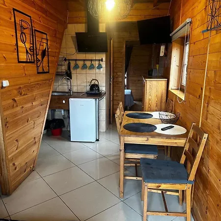 Lodge Drewniane Caloroczne