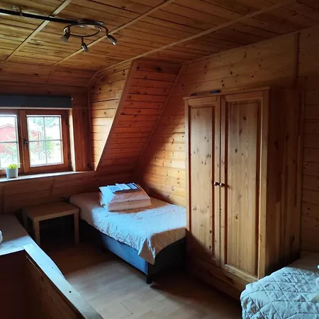 Lodge Drewniane Caloroczne *